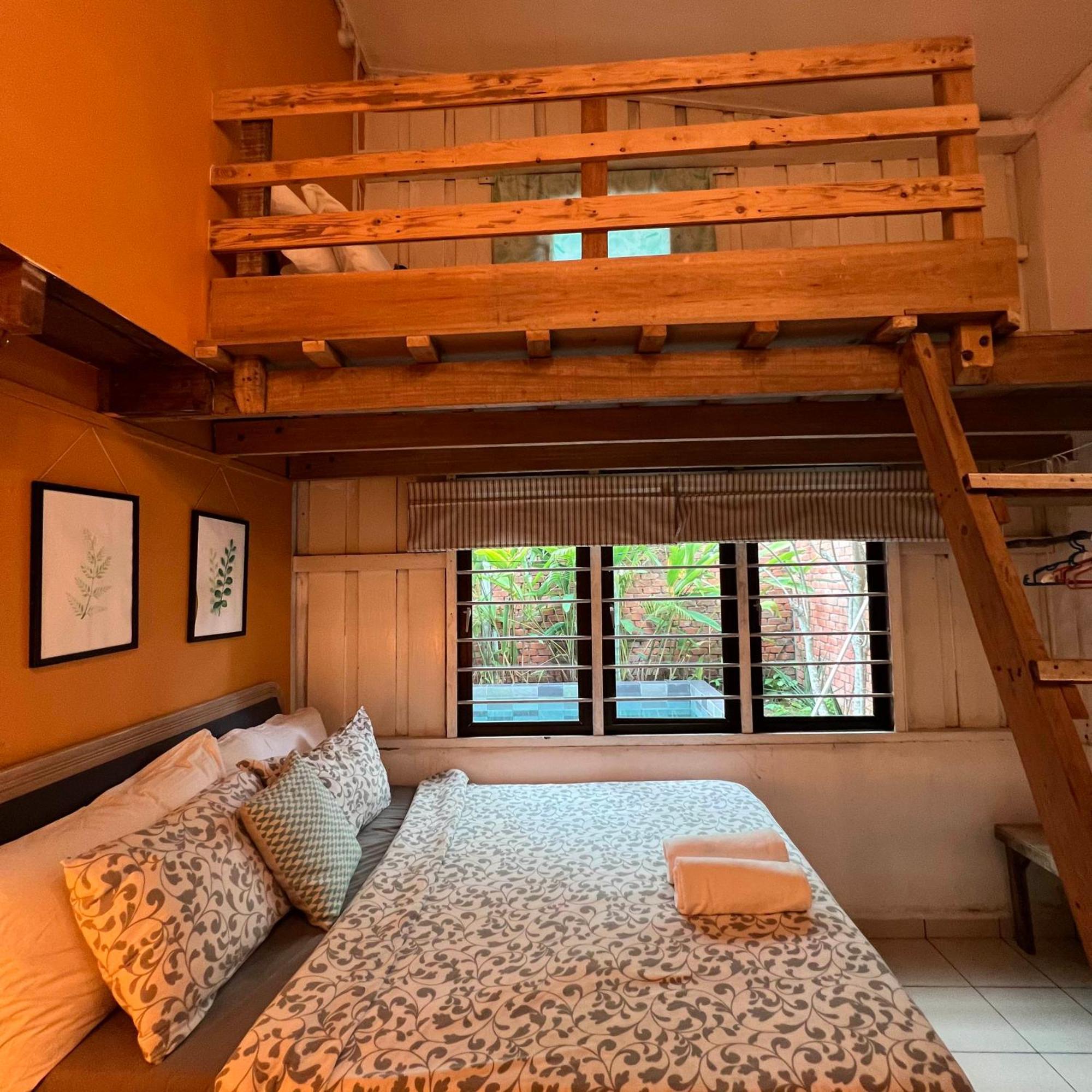 랑카위 Kutum'S Wooden House - Private Pool, Breakfast & Cafe 빌라 외부 사진